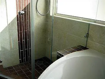 Lagoon Lodge Bloubergstrand 3*,